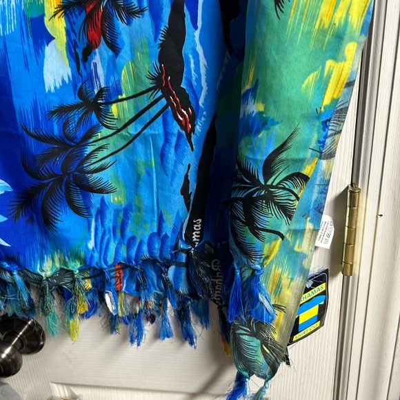COPY - WOMANS BAHAMAS SARONG NEW WITH TAGS - Picture 2 of 6